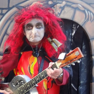 HALLOWEEN - 2013-10-26 053aa.jpg