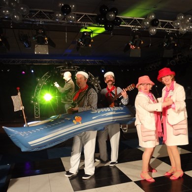 SAIL 2015 - zingende matrozen - muzikale matrozenboot - muzikanten duo - zeemansliederen - theater Flats