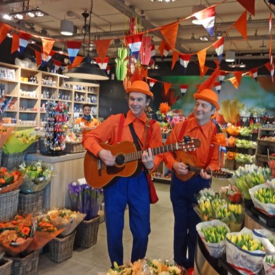 ORANJEBOVEN 026a bew (1000x1000).jpg