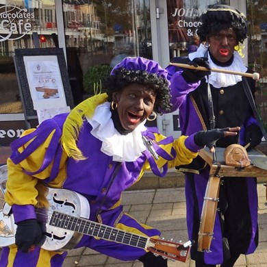 Pepernotenkrakers in Soest 2011 006bb (1000x1000).jpg