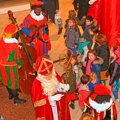 PEPERNOTENKRAKERS 2013-12-04 Roosendaal (26aa) (1000x1000).jpg