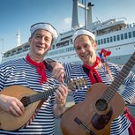 sail-2015-zingende-matrozen-muzikanten-duo-zeeman-liedjes-zee-1