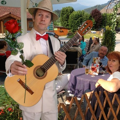 Valentijn muzikant entertainment romantische muziek stijlvol.jpg