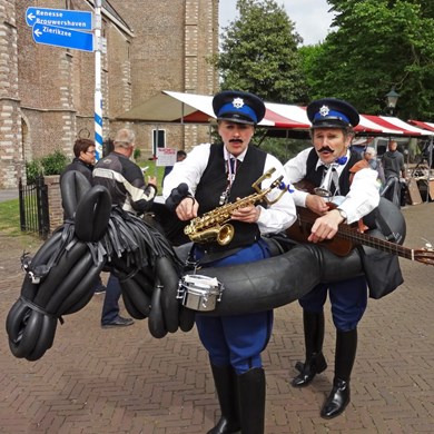 PRETPOLITIE 2015-05-25 Burgh-Haamstede (32)vb (1000x1000).jpg
