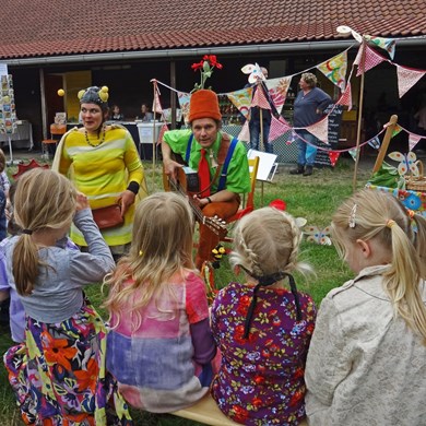 HEER DINGES 2015-06-17 Maartensdijk (124)vb (1000x1000).jpg