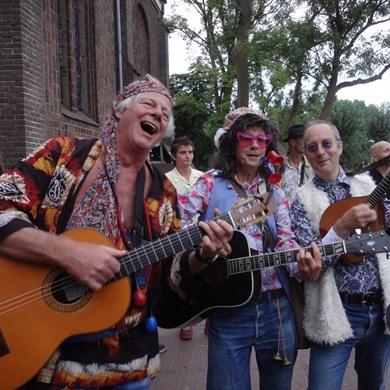 PEACE MEN 2016-09-02 Ruigoord (108)v (1000x1000).JPG