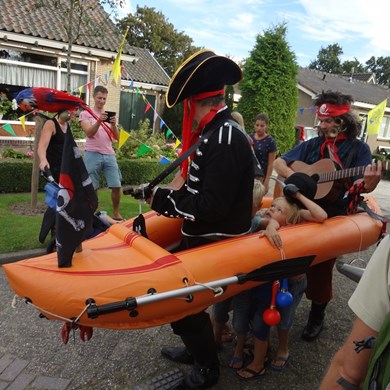 PIRATENBOOT 2016-09-10 Dirkshorn (46)v (1000x1000).JPG
