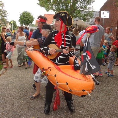 PIRATENBOOT 2016-09-10 Dirkshorn (75)v (1000x1000).JPG