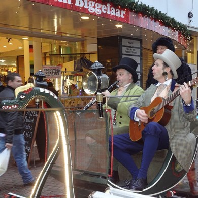 DICKENS MUSE muzikanten duo muziek akoestisch mobiel Kerst kerstmis