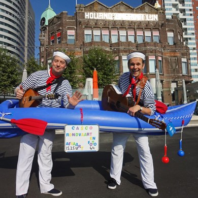 muzikale matrozenboot - SAIL 2015 - zingende matrozen - Holland Amerika Lijn