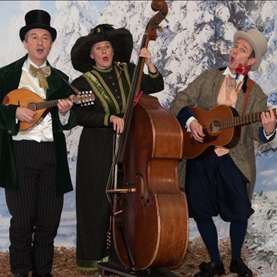 DICKENS MUSE muzikanten trio kerstmis kerst muziek akoestisch mobiel (4)